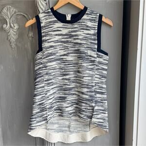 Derek Lam Sleeveless Top Sz 4 Blue White Textured Tank Asymmetric Hem Blue Trim